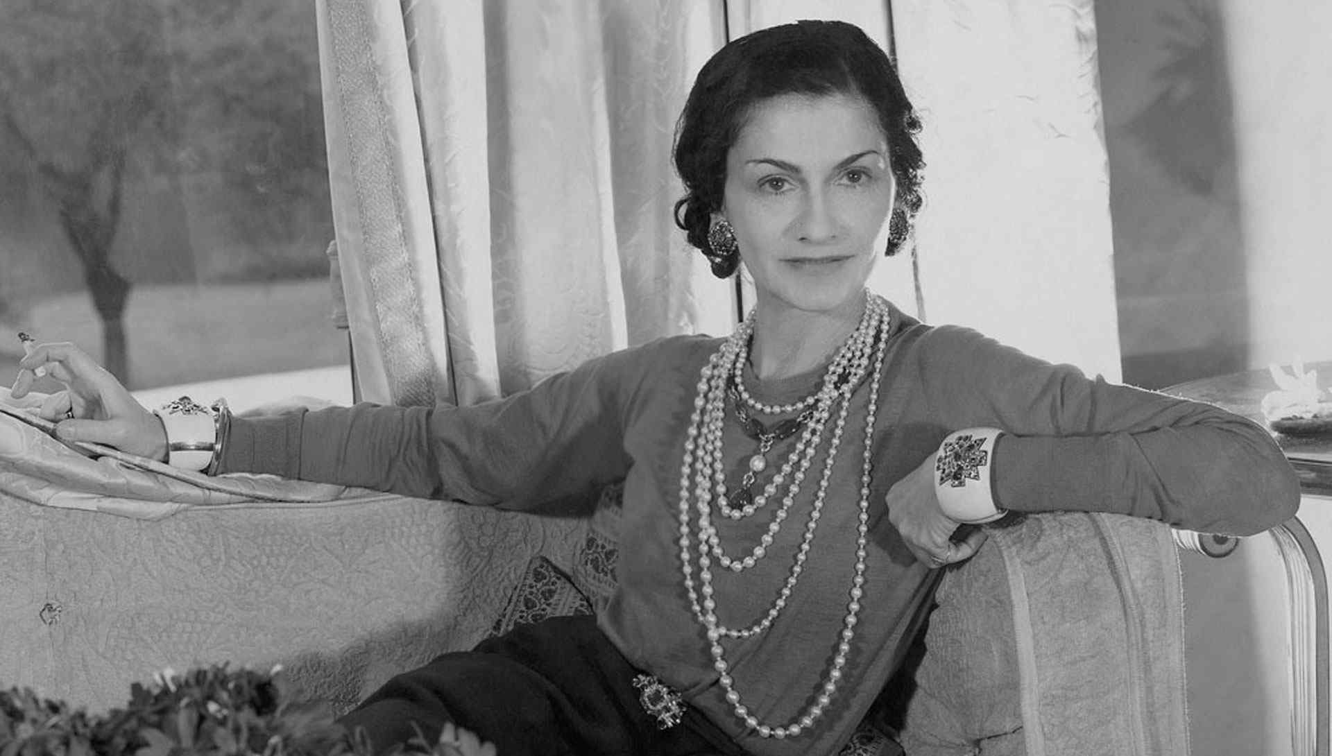 La Historia De Coco Chanel: La Joven Huérfana Vinculada Al Nazismo Que ...