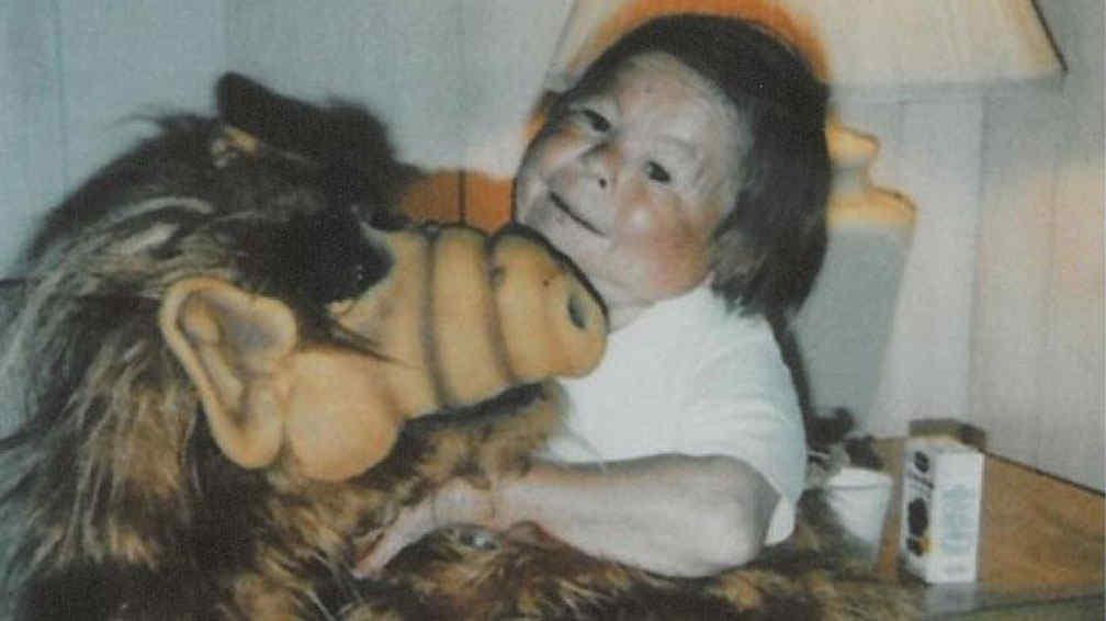 ALF EN COMA: El actor Michu Meszaros se encuentra crítico de salud. - Imagen 2