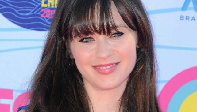 ¿Qué le pasó a Zooey Deschanel en la cara? | VOS
